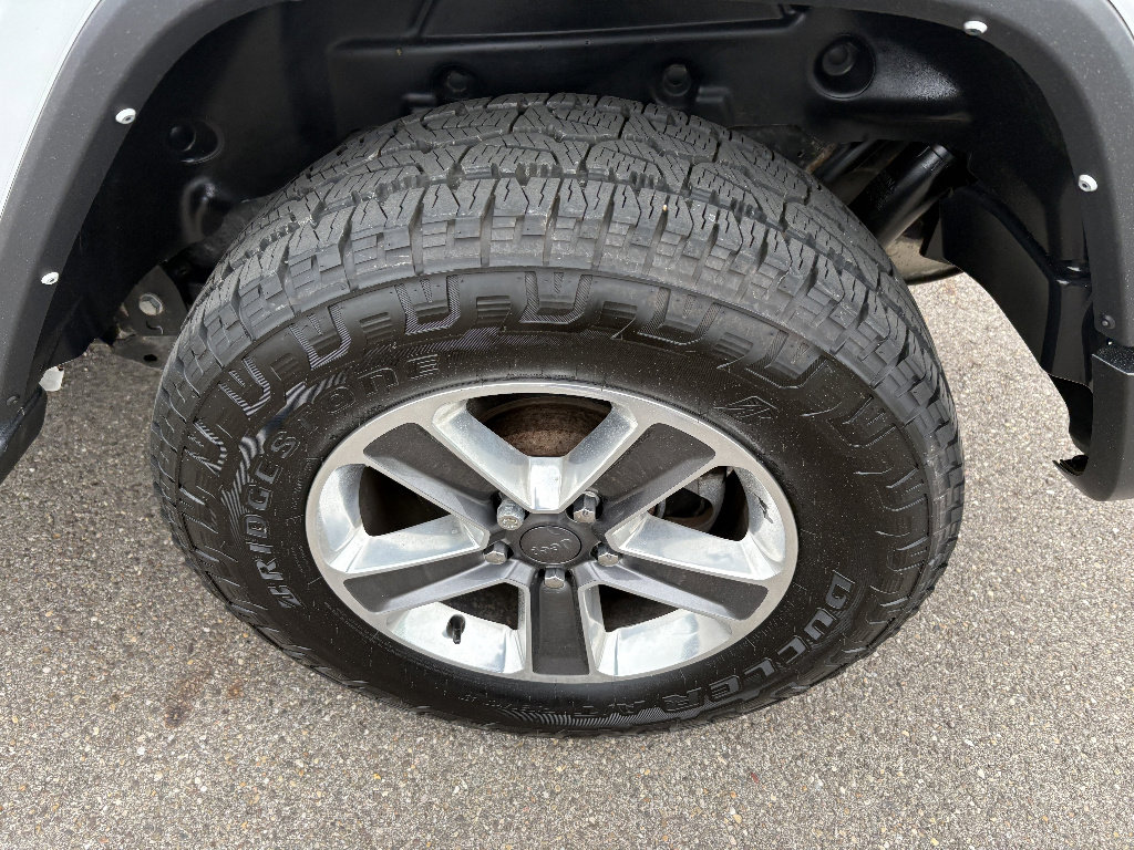Used 2021 Jeep Wrangler Unlimited Sahara AWD/4WD image 10