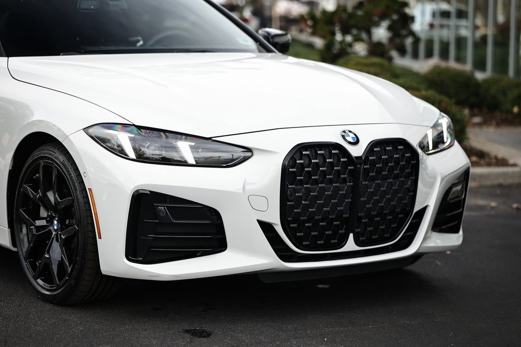 Used 2025 BMW 430i xDrive Coupe w/ M Sport Package image 2