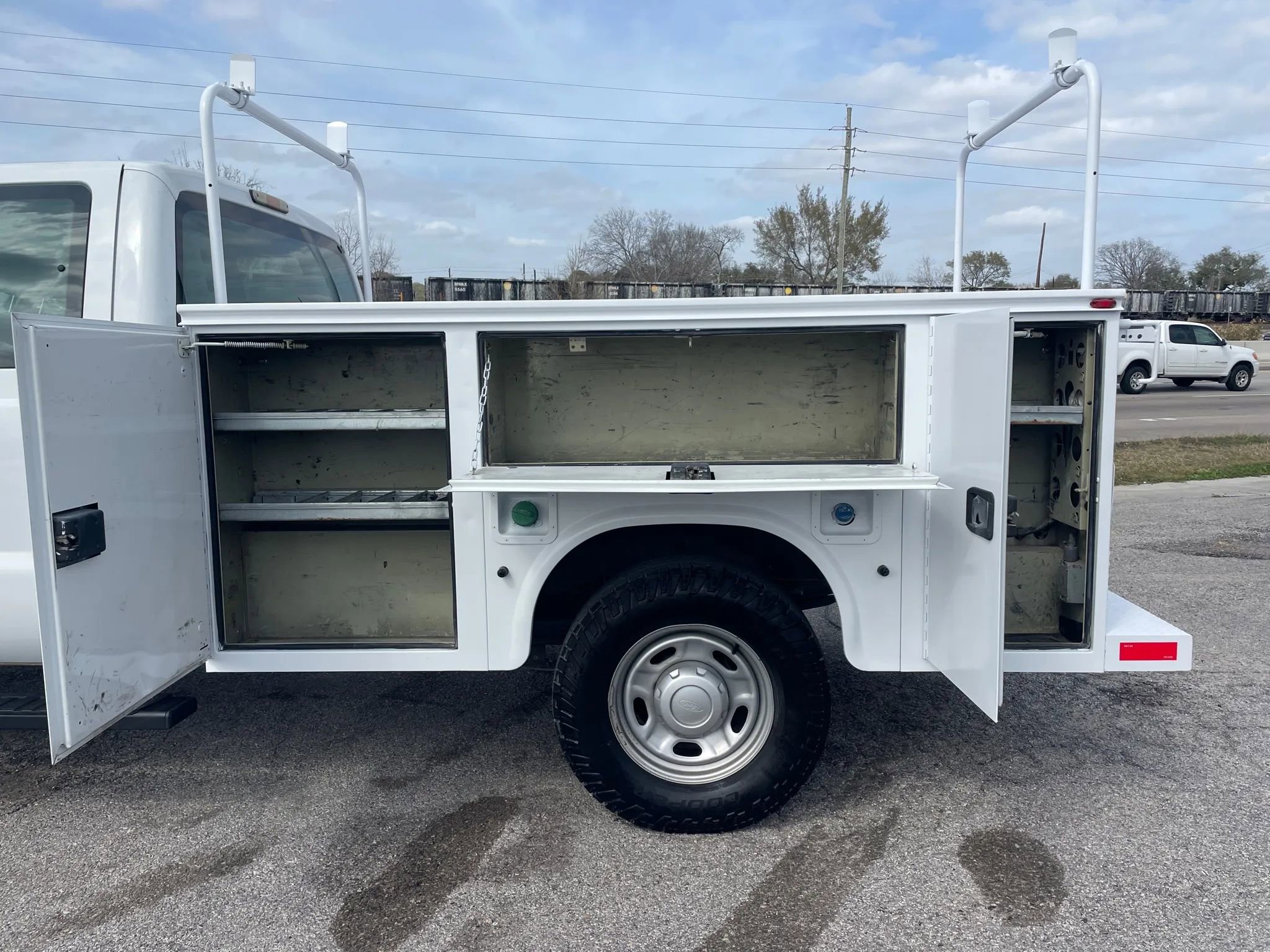 Used 2015 Ford F250 XL w/ Power Equipment Group AWD/4WD image 10