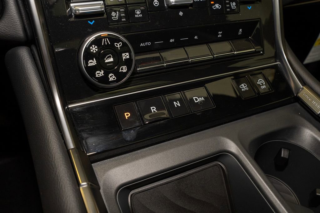 New 2026 Nissan Armada PRO-4X image 21