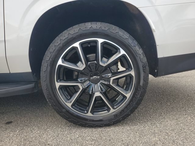 Used 2021 Chevrolet Suburban RST AWD/4WD image 11