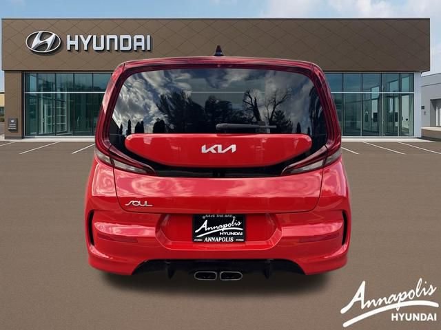 Used 2022 Kia Soul Turbo image 4