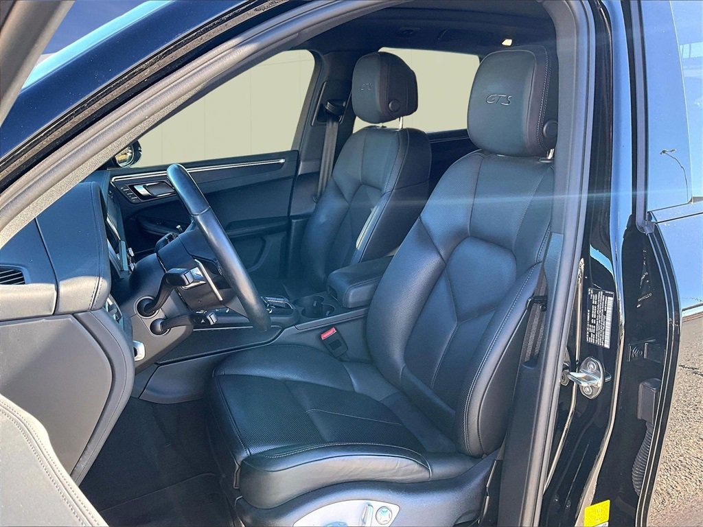Used 2021 Porsche Macan GTS image 5