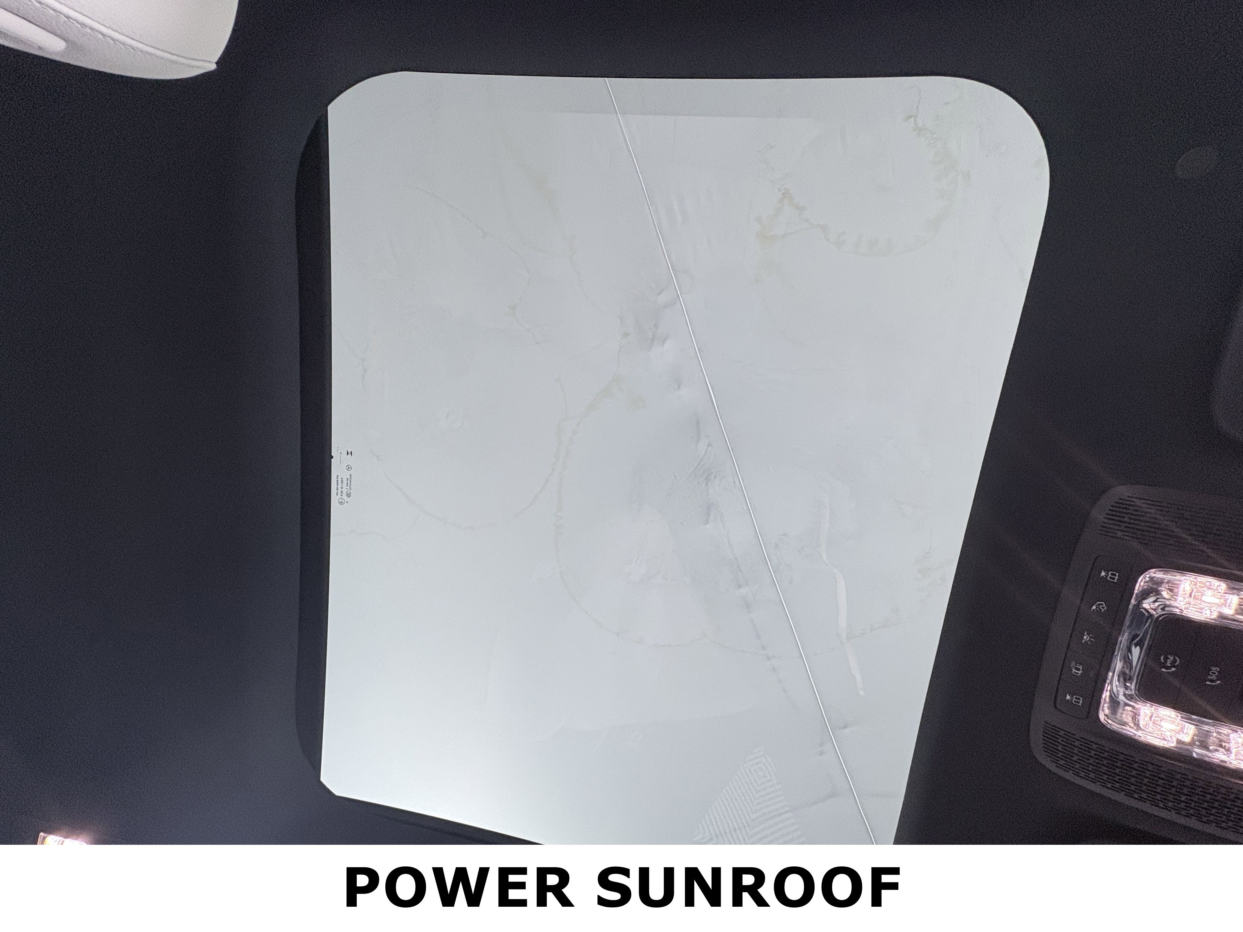 Used 2025 Mercedes-Benz CLA 250 4MATIC image 26