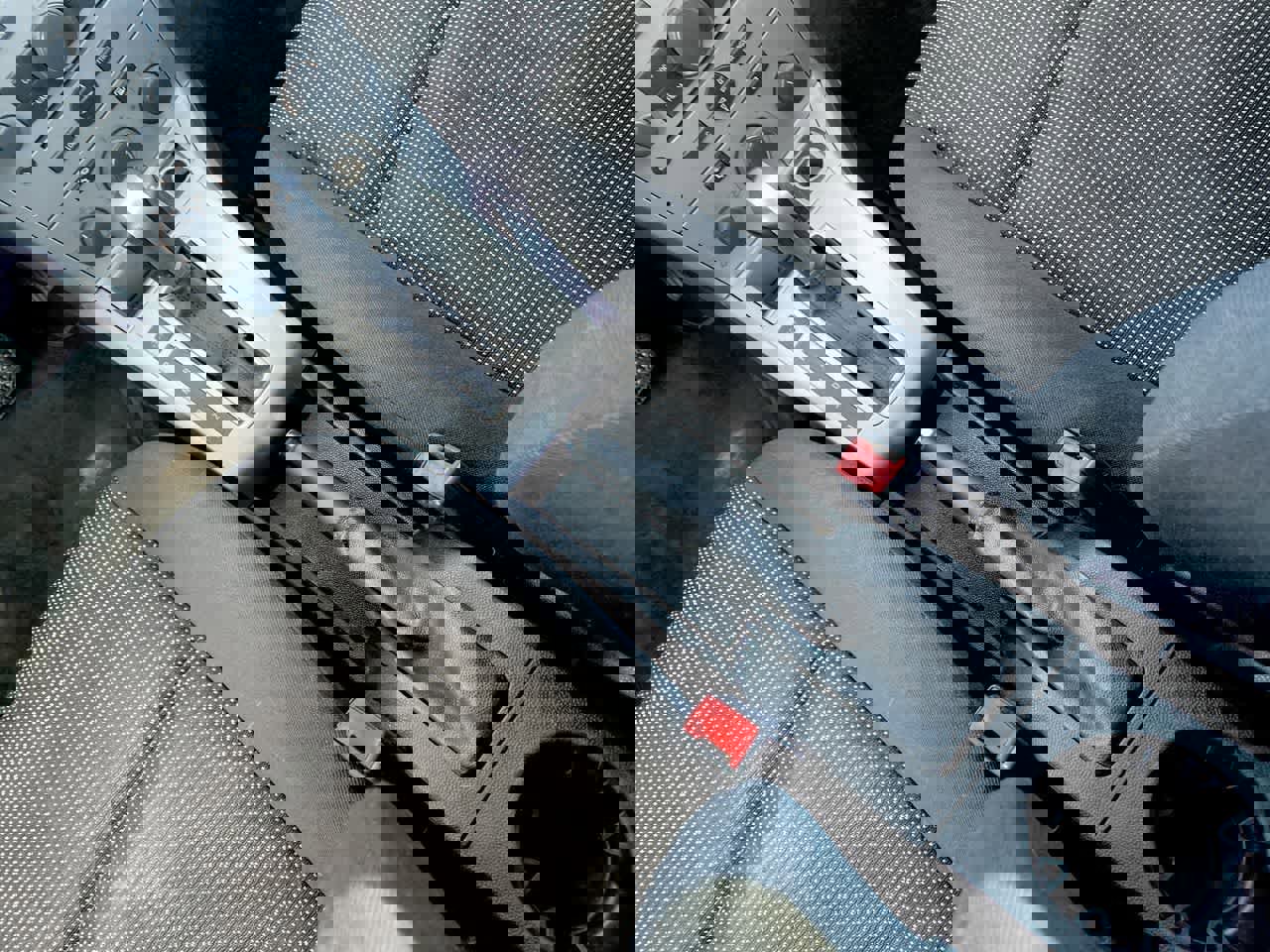 Used 2008 Saturn Astra XR w/ Advanced Audio Package image 22