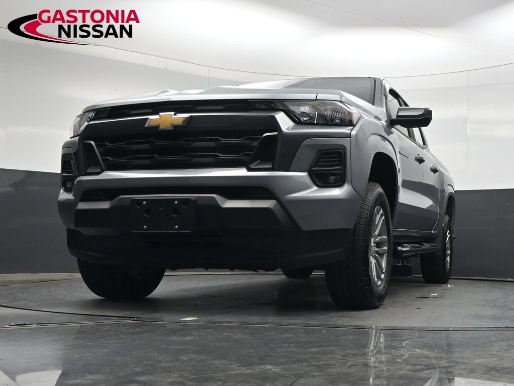 Used 2024 Chevrolet Colorado LT w/ LT Convenience Package II RWD image 41
