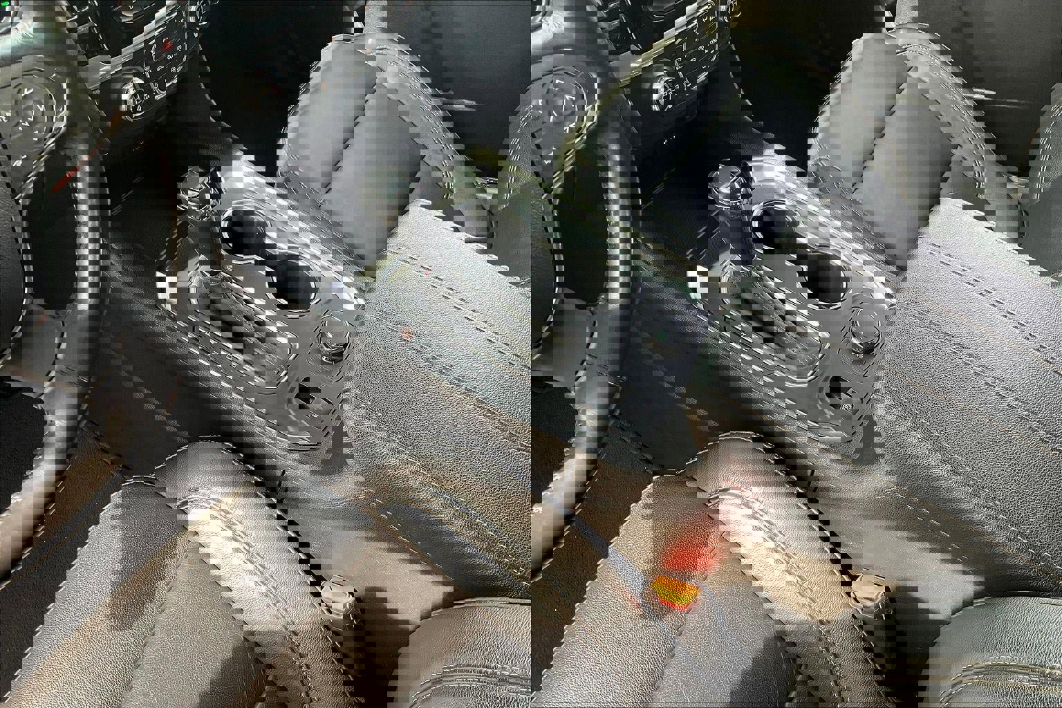 Used 2019 Chevrolet Traverse RS FWD image 18