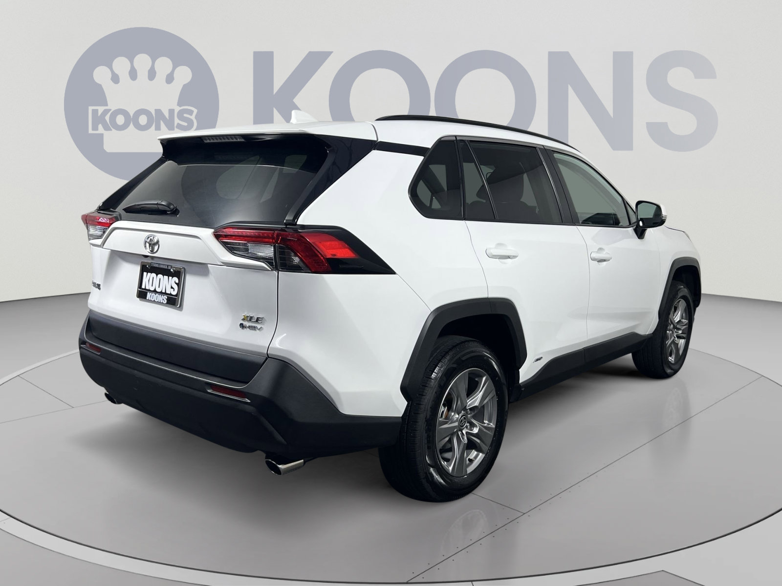 Used 2025 Toyota RAV4 XLE AWD/4WD image 7