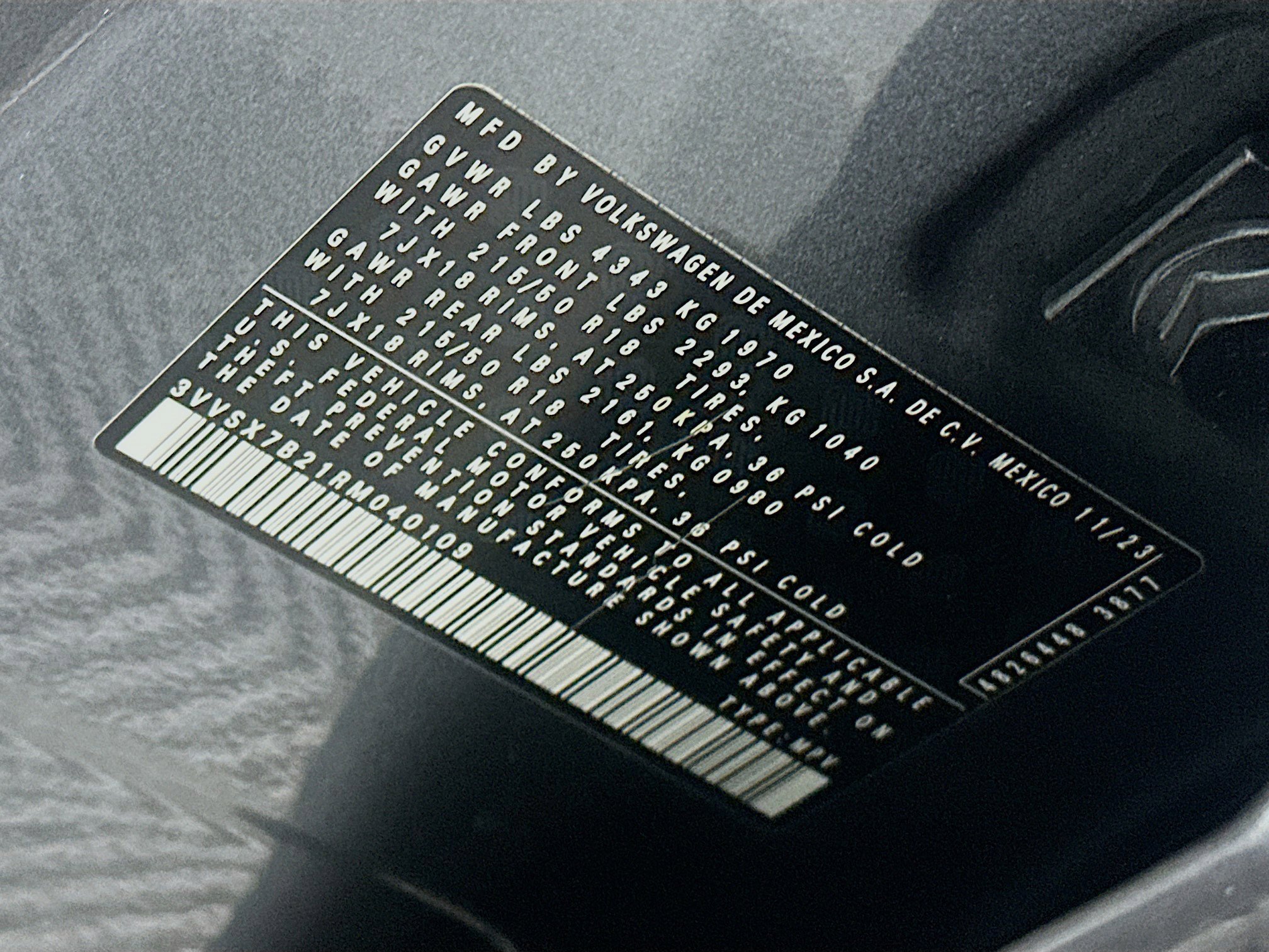 Used 2024 Volkswagen Taos SE w/ Black Wheel Package image 12