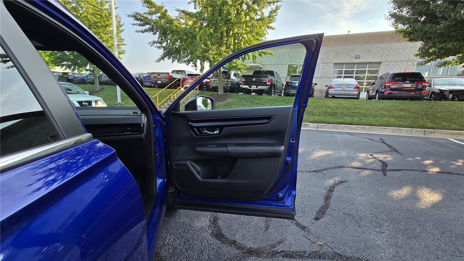 Used 2024 Honda CR-V Sport Touring image 29