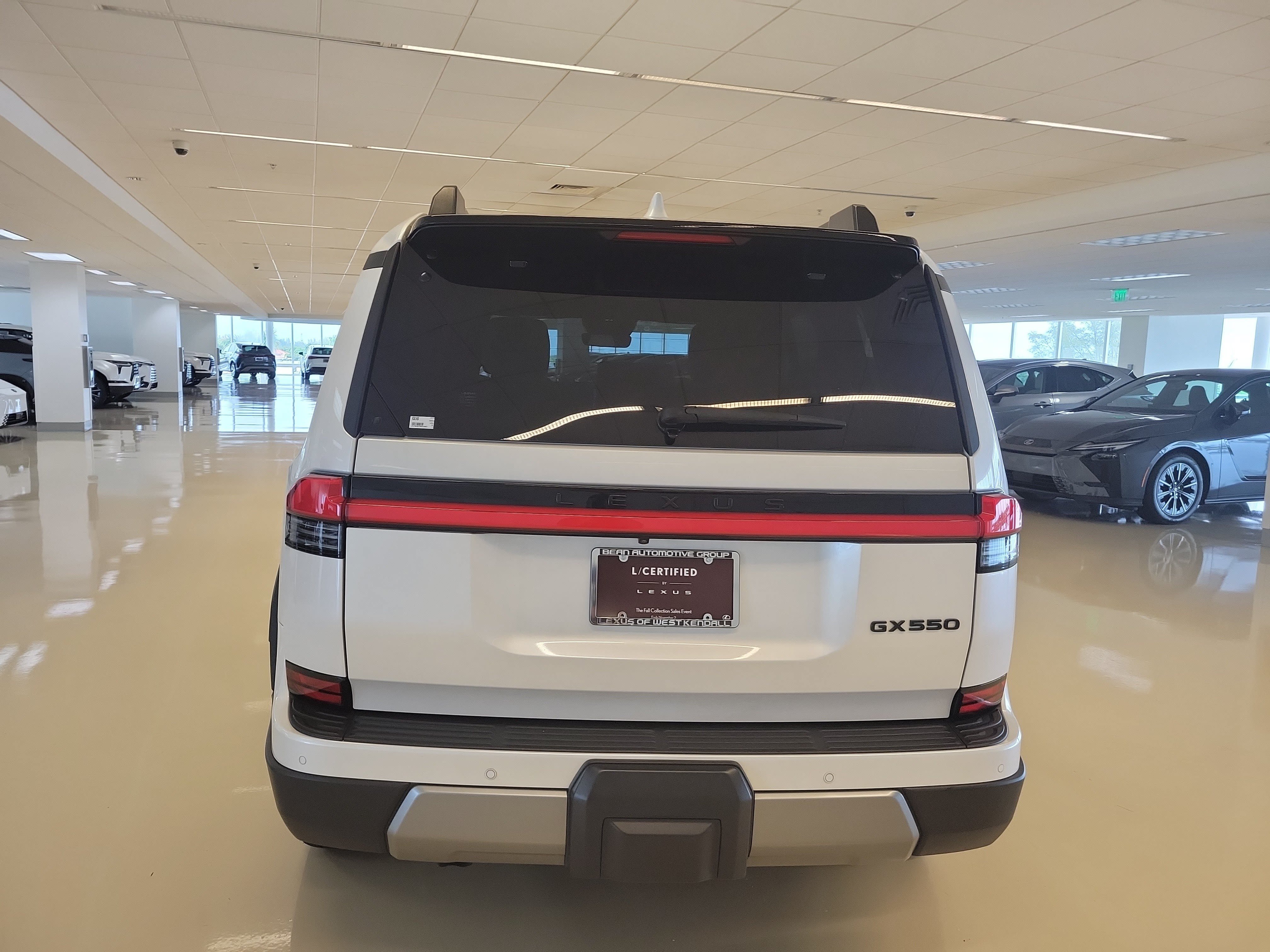 Used 2024 Lexus GX 550 AWD/4WD image 7
