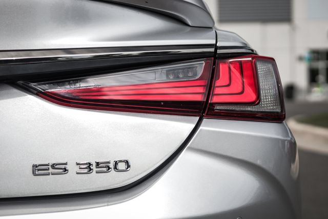 Used 2019 Lexus ES 350 F Sport w/ Accessory Package 2 FWD image 28