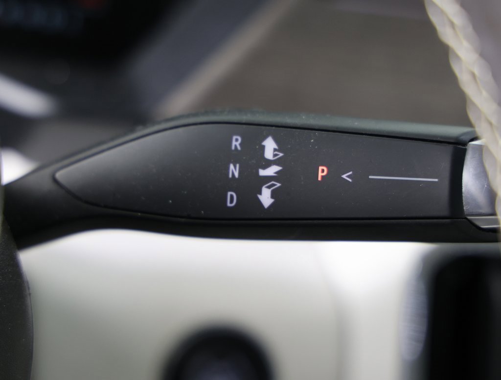 Used 2024 GMC Acadia Denali w/ Super Cruise Package image 13