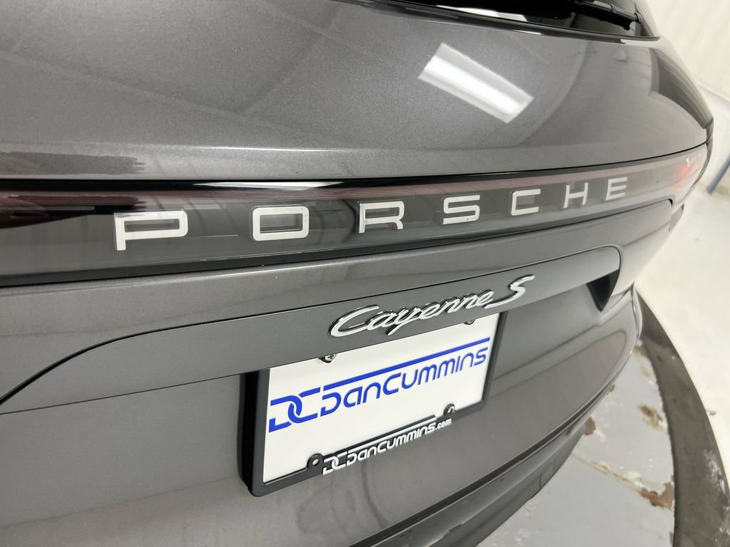 Used 2020 Porsche Cayenne S AWD/4WD image 27