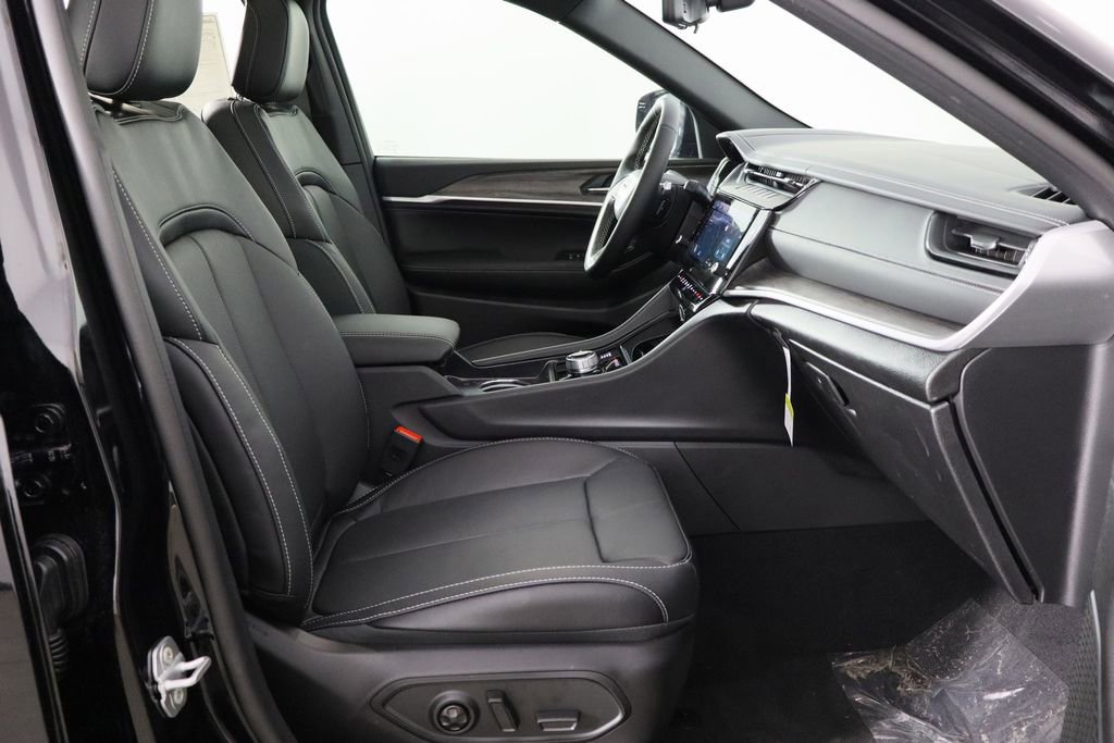 New 2026 Jeep Grand Cherokee Limited image 19