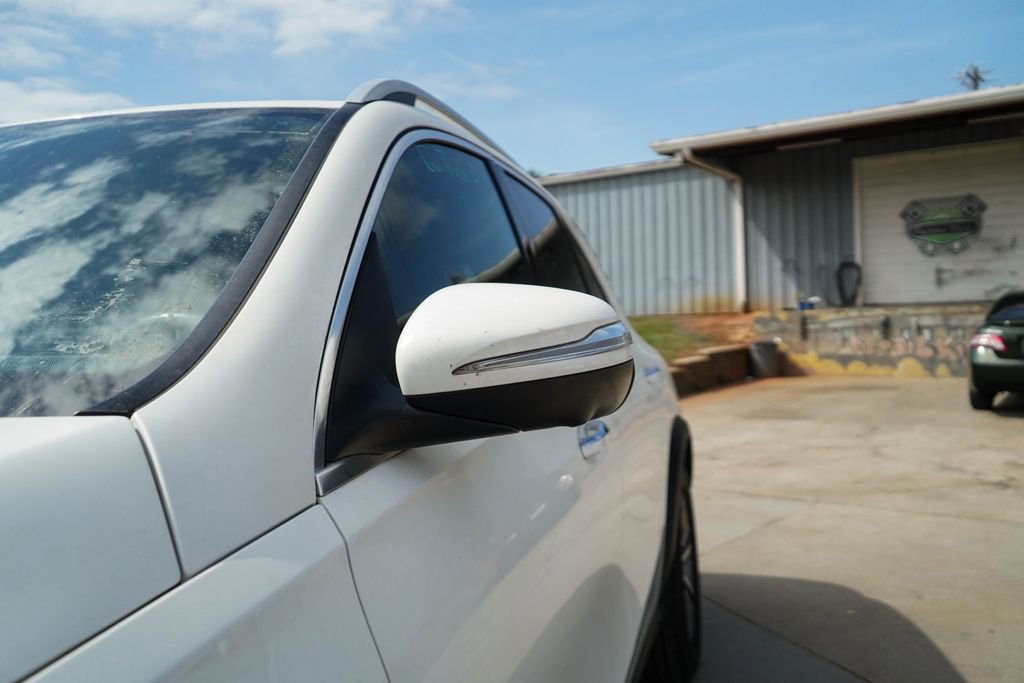 Used 2020 Mercedes-Benz GLE 350 w/ Premium Package image 16