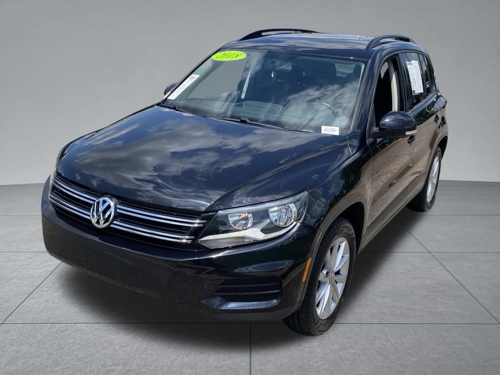 Used 2018 Volkswagen Tiguan Limited w/ Premium Package FWD image 2