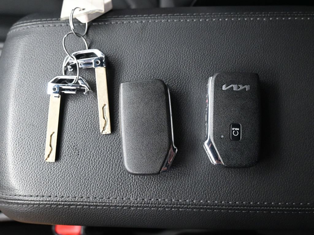 Used 2025 Kia Sportage X-Pro Prestige image 18