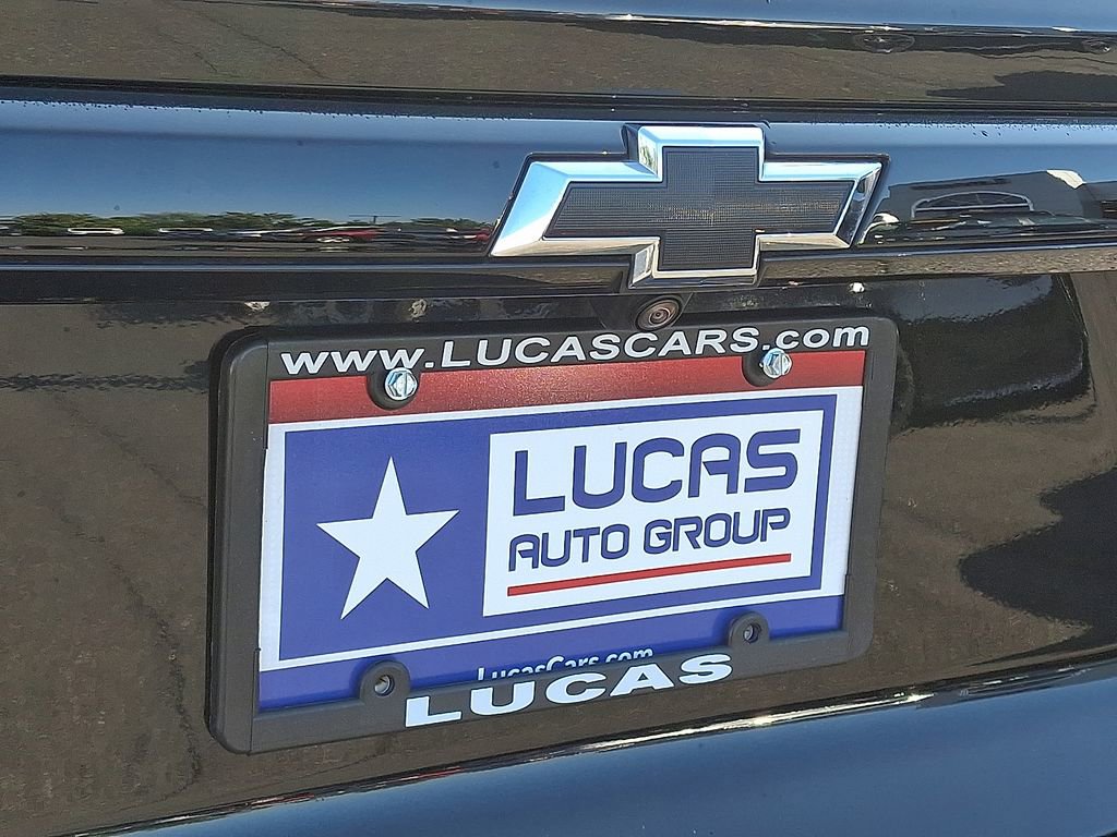 Used 2023 Chevrolet Traverse LS w/ Midnight/Sport Edition image 32