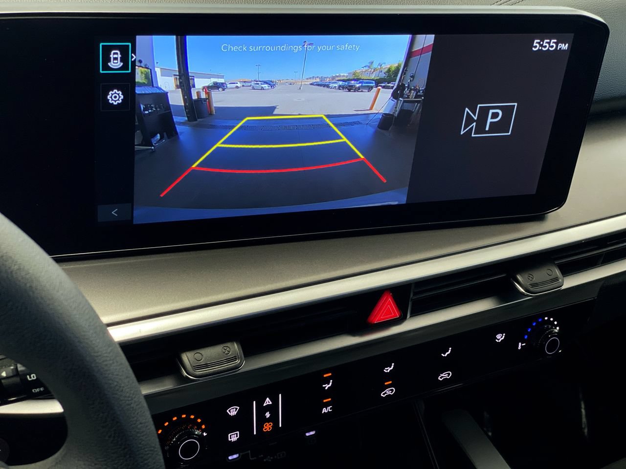 Certified 2024 Kia Sorento LX FWD image 25