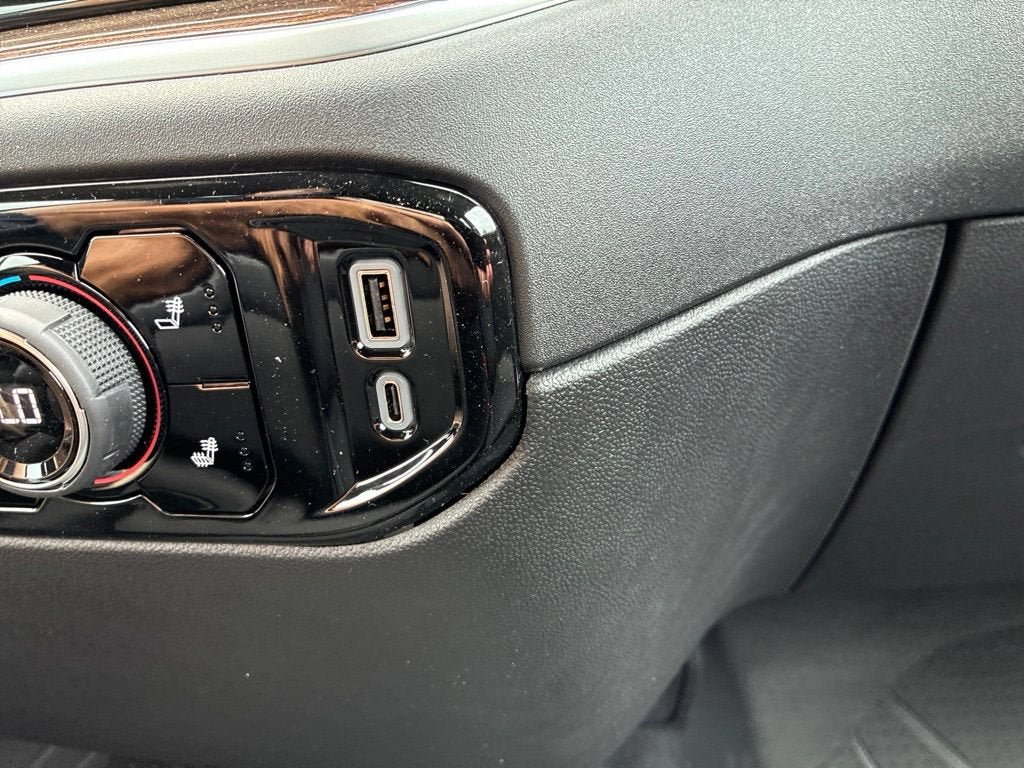 New 2026 Chevrolet Silverado 1500 RST AWD/4WD image 15