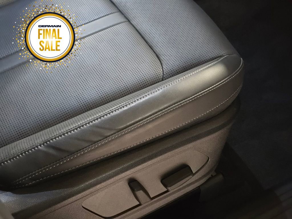 Certified 2025 Kia Sorento SX image 25