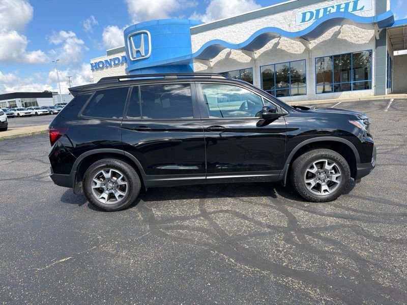 Used 2023 Honda Passport TrailSport image 8