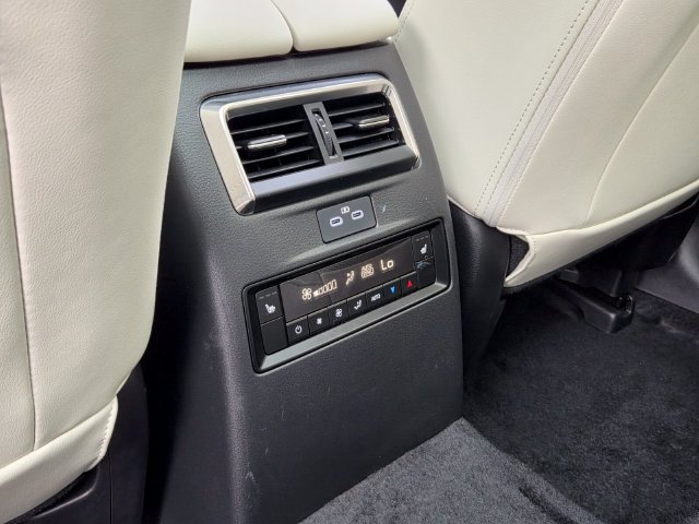 Used 2026 MAZDA CX-90 Plug-In Hybrid w/ Premium Plus AWD/4WD image 15
