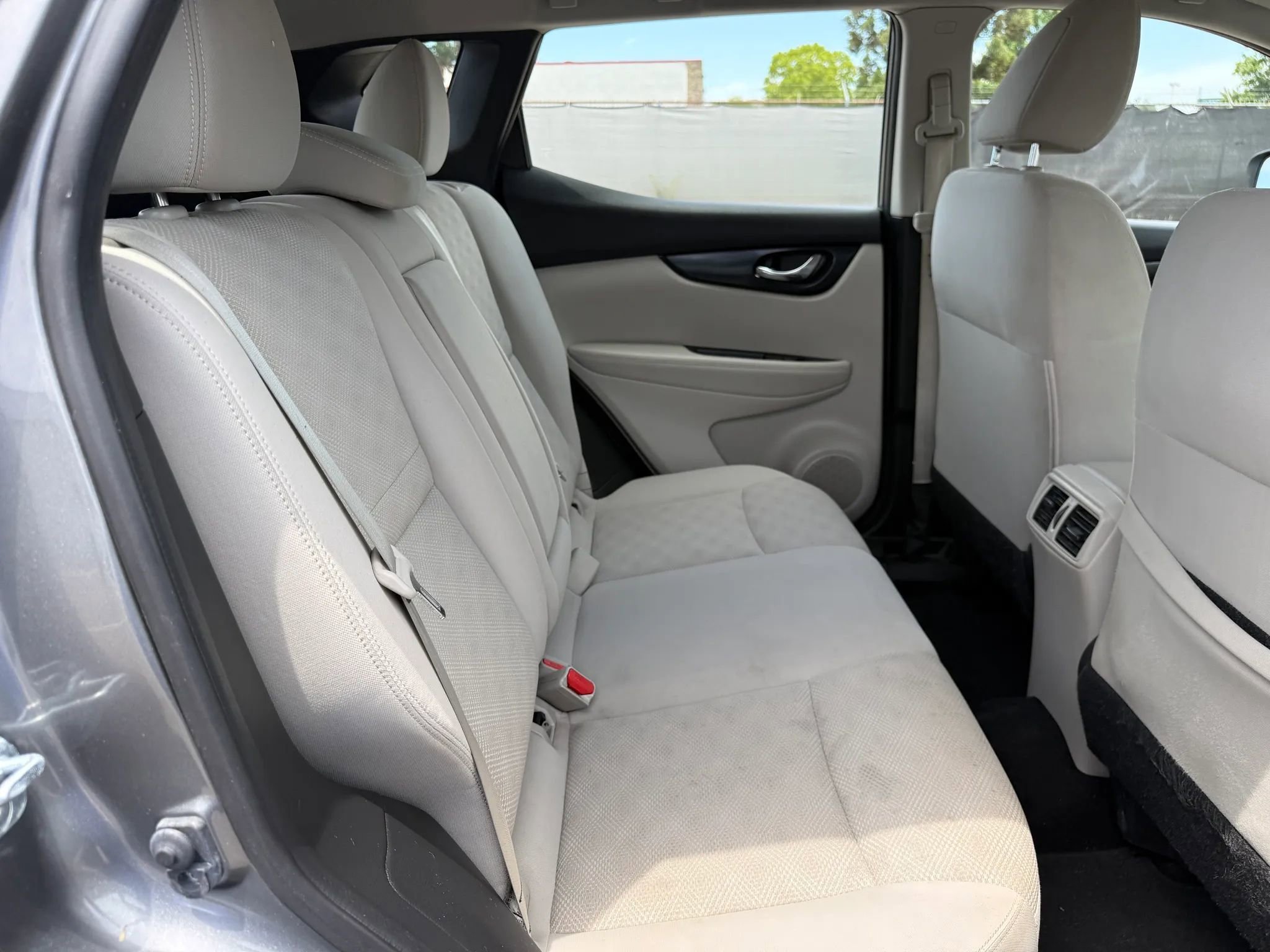 Used 2017 Nissan Rogue Sport SV AWD/4WD image 20