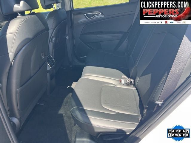 Used 2024 Kia Sportage EX FWD image 15
