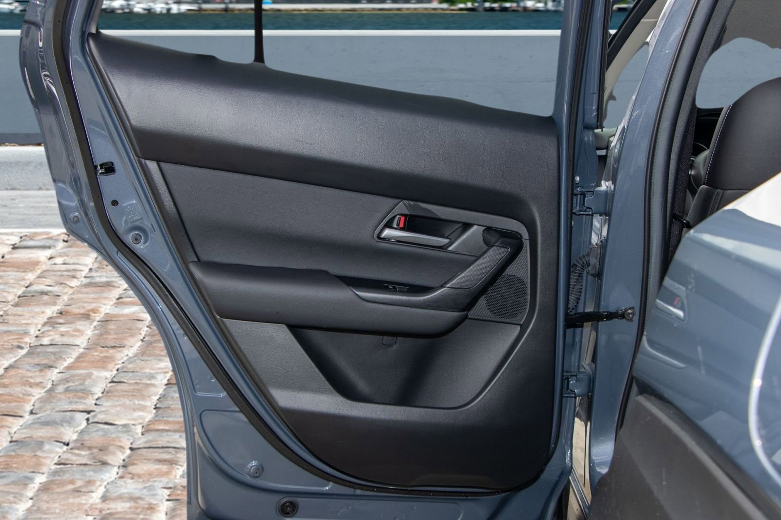 Used 2025 MAZDA CX-50 AWD 2.5 S w/ Cargo Package image 15