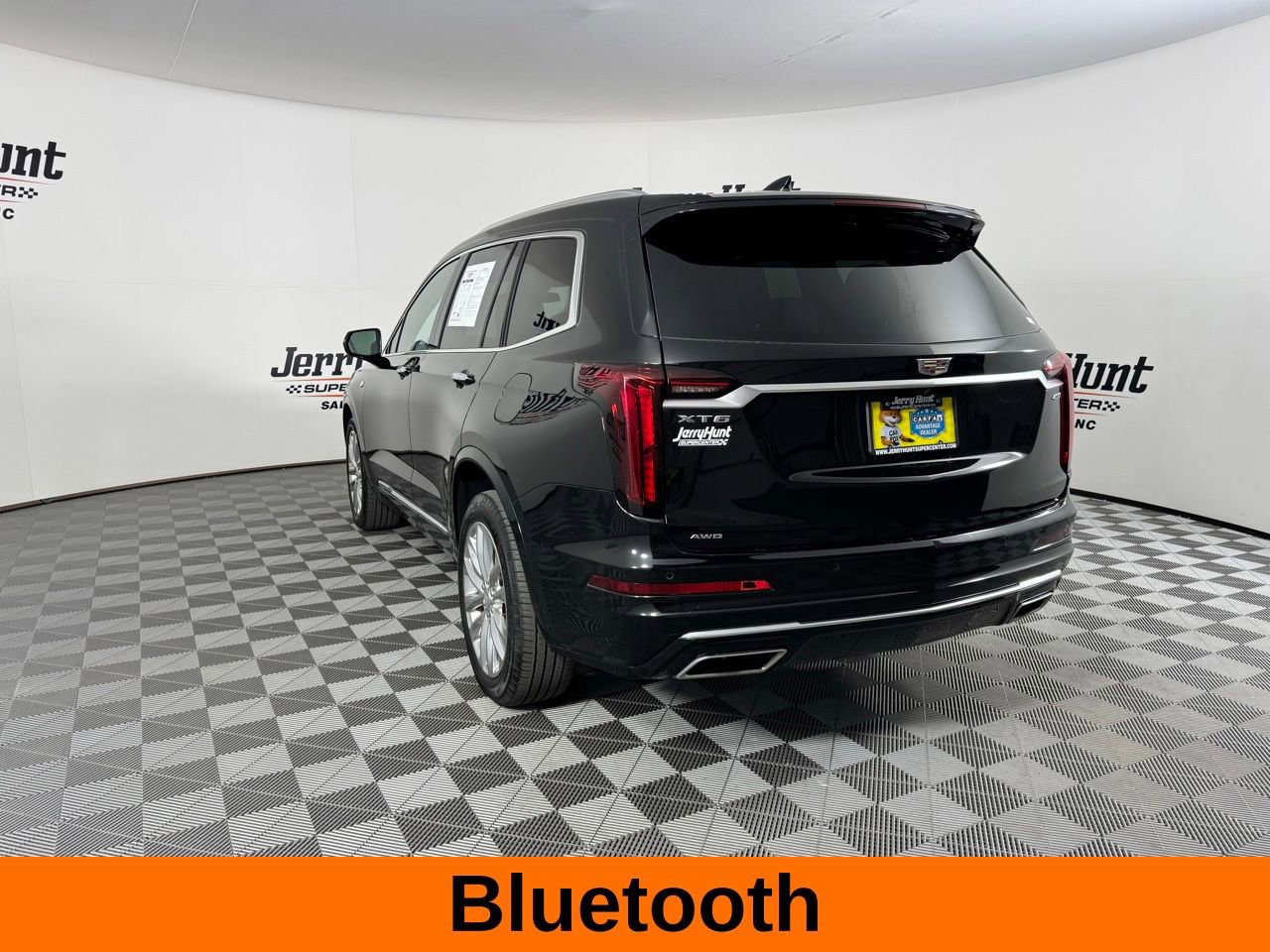 Used 2024 Cadillac XT6 Premium Luxury w/ LPO, Floor Liner Package image 9