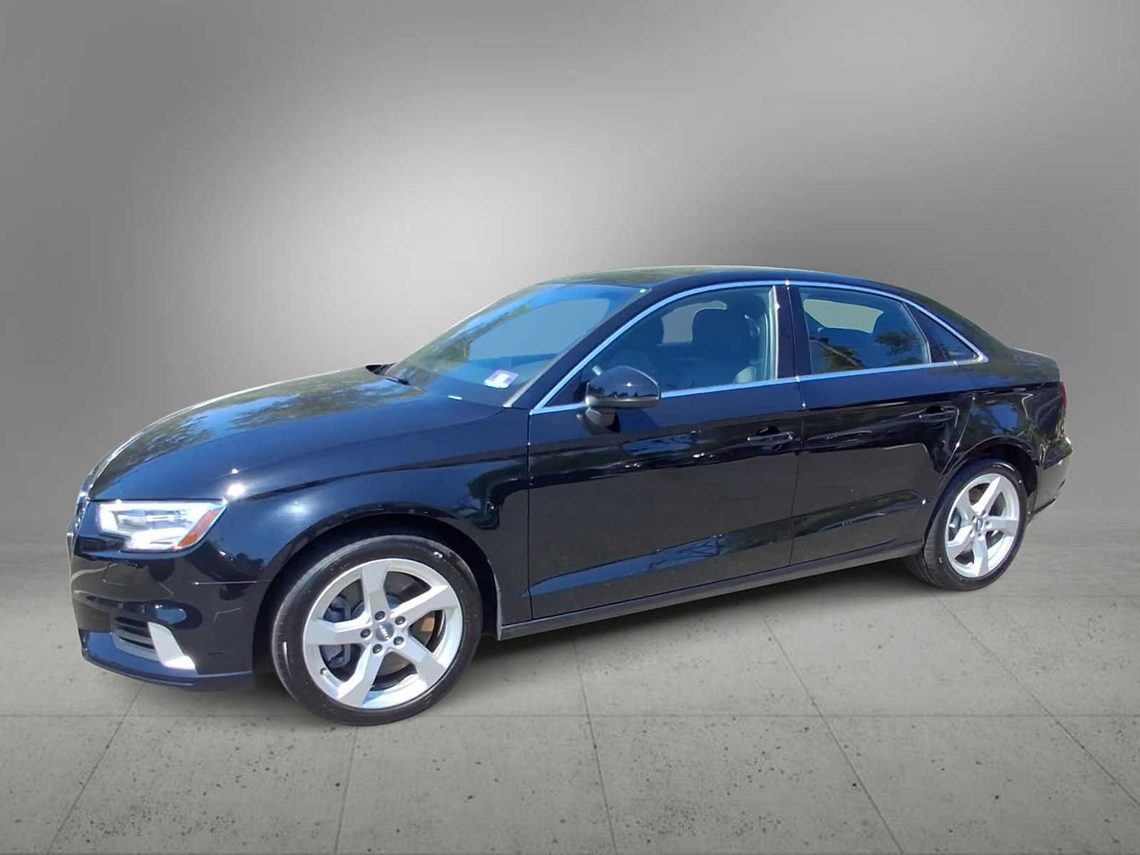 Used 2019 Audi A3 2.0T Premium w/ Convenience Package AWD/4WD image 4