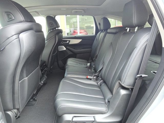 Used 2026 Acura MDX w/ Technology Package image 12