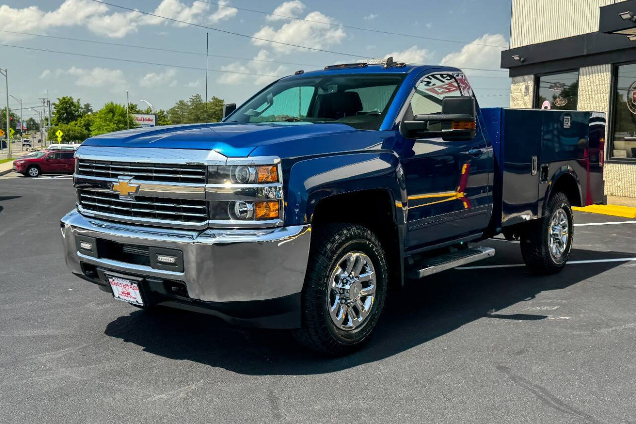 Used 2018 Chevrolet Silverado 3500 LT AWD/4WD image 8