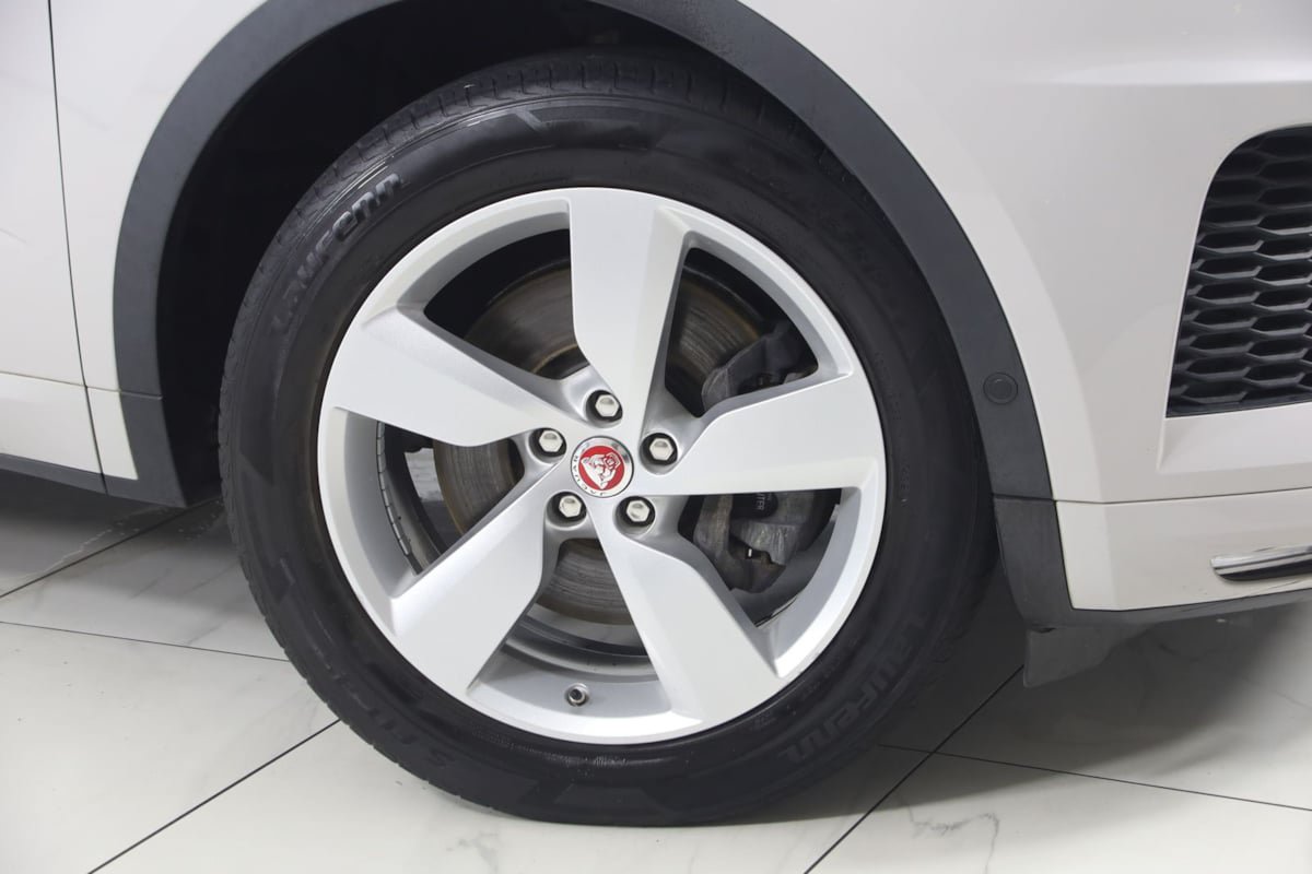 Used 2018 Jaguar E-PACE R-Dynamic S AWD/4WD image 15