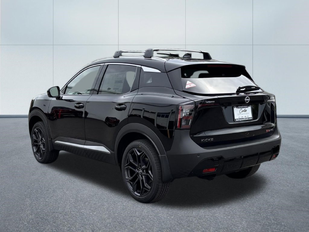 New 2026 Nissan Kicks SR w/ Cold Weather Package AWD/4WD image 5