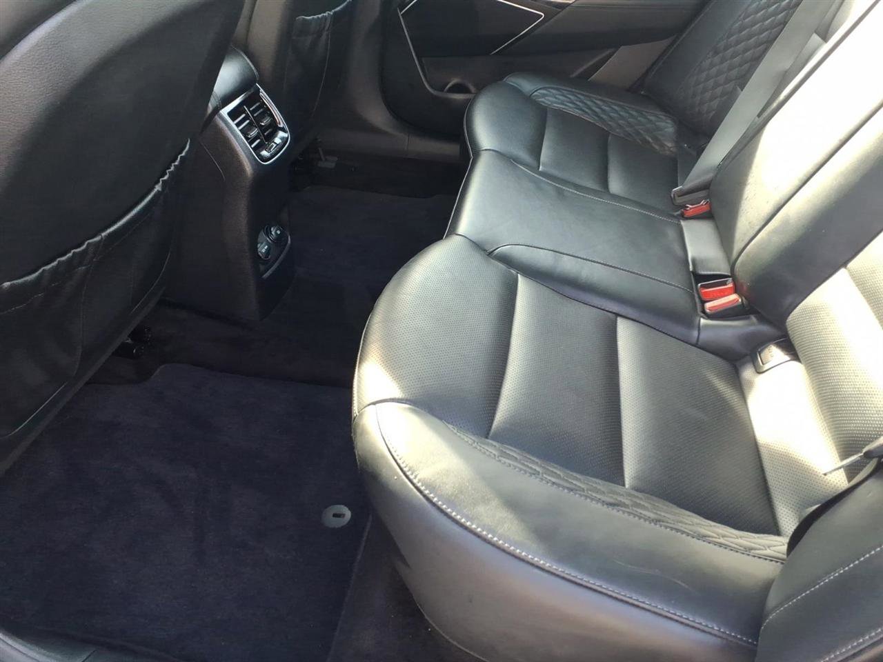 Used 2018 Kia Cadenza Limited image 5