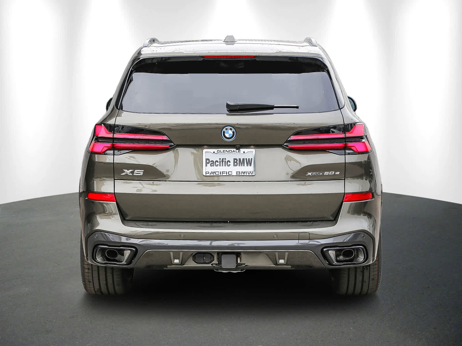 New 2026 BMW X5 xDrive50e w/ M Sport Package image 5