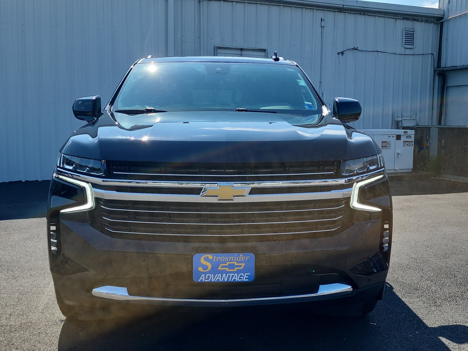 Used 2024 Chevrolet Suburban LT AWD/4WD image 8