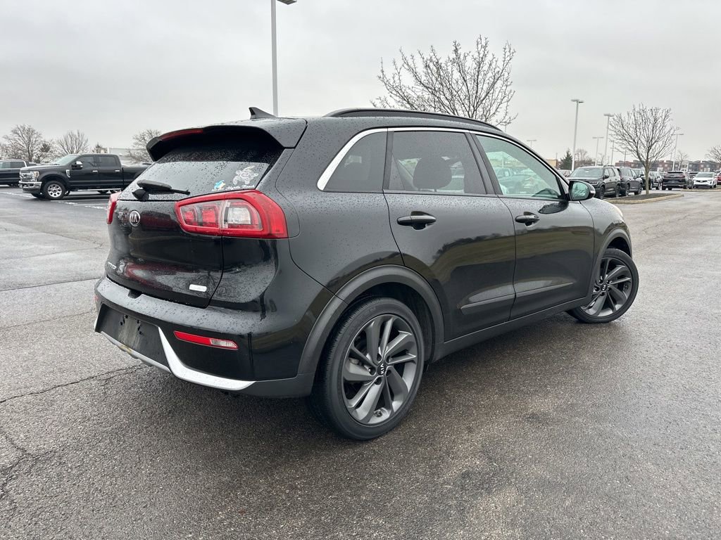 Used 2017 Kia Niro EX image 10