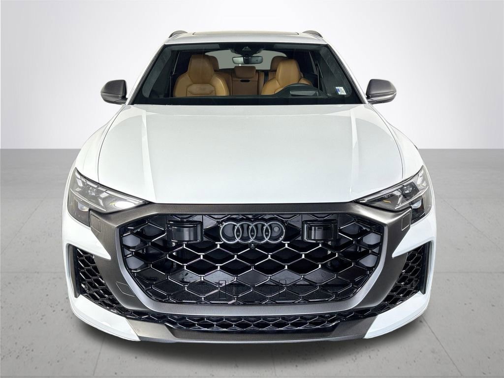 Used 2025 Audi RS Q8 performance image 4