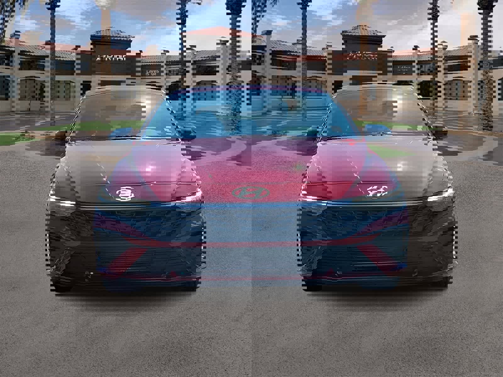 Used 2025 Hyundai Elantra Sport image 3