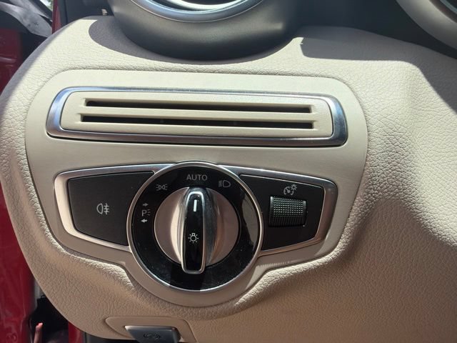 Used 2017 Mercedes-Benz C 300 4MATIC Sedan image 27