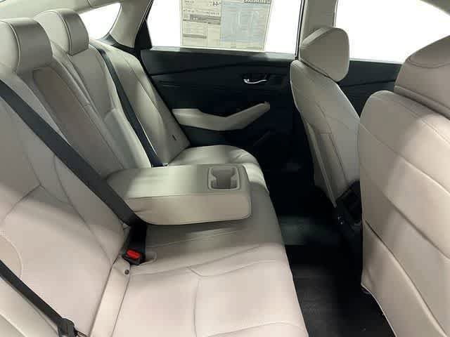 Certified 2025 Honda Accord Touring image 31