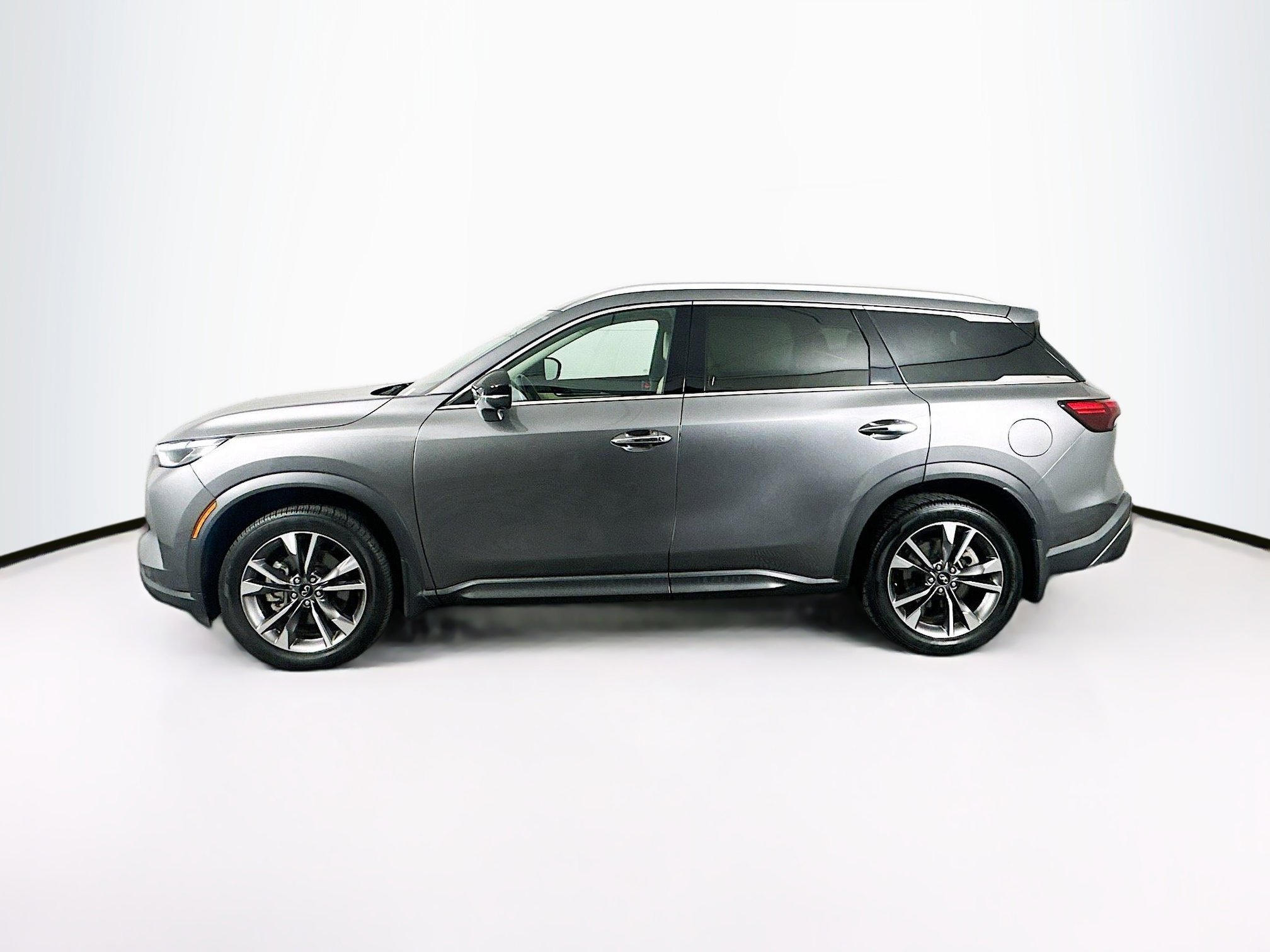 Used 2023 INFINITI QX60 Luxe w/ Cargo Package image 4