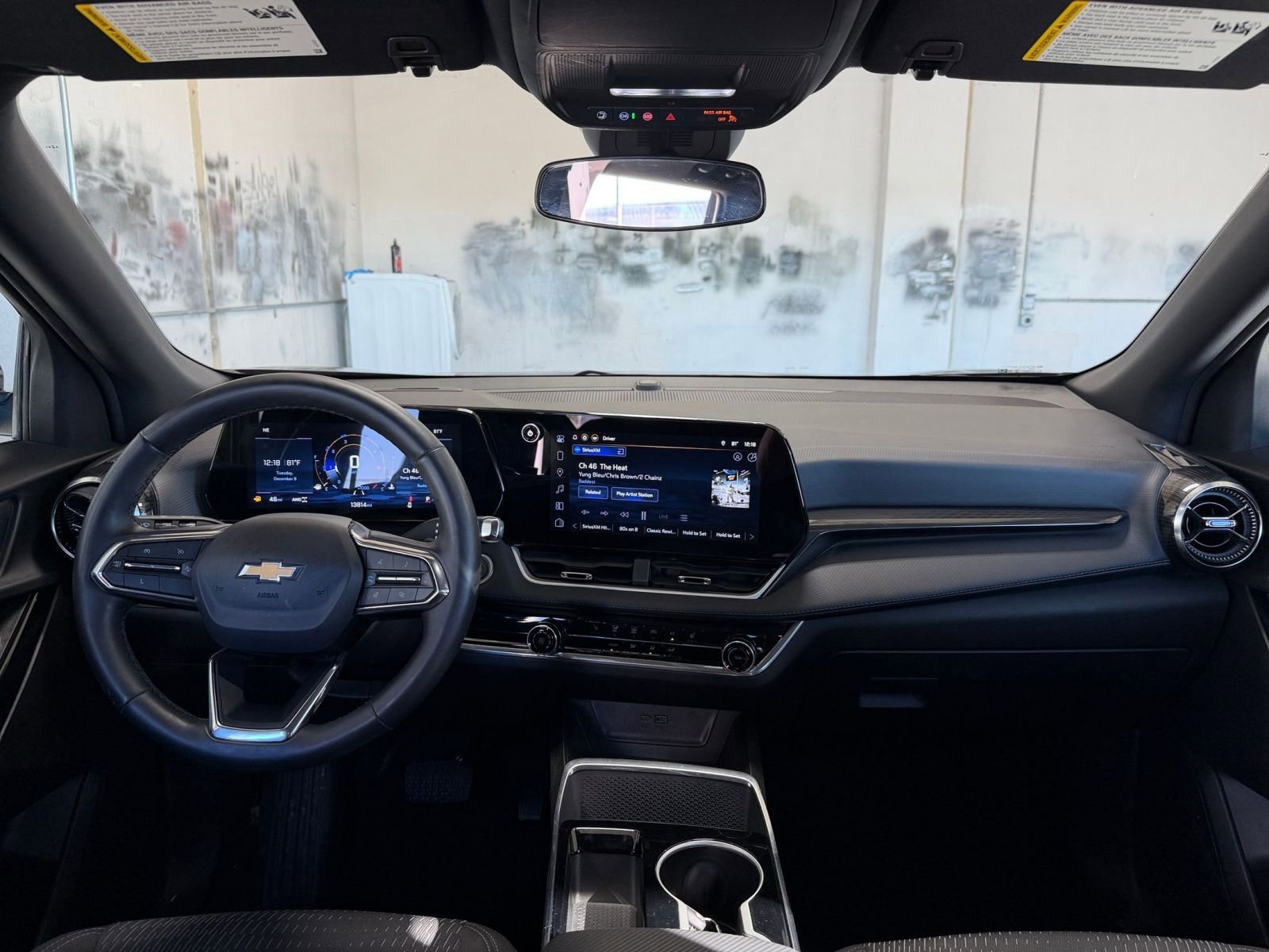 Used 2025 Chevrolet Equinox LT image 32