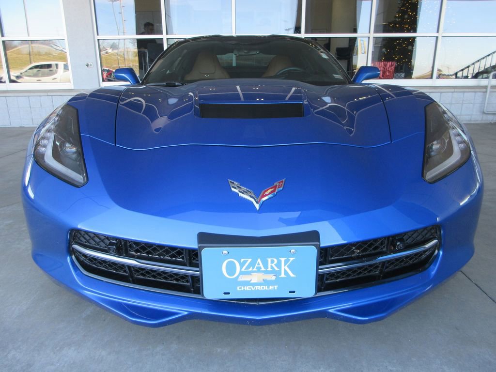 Used 2016 Chevrolet Corvette Stingray Coupe w/ 2LT Preferred Equipment Group image 8