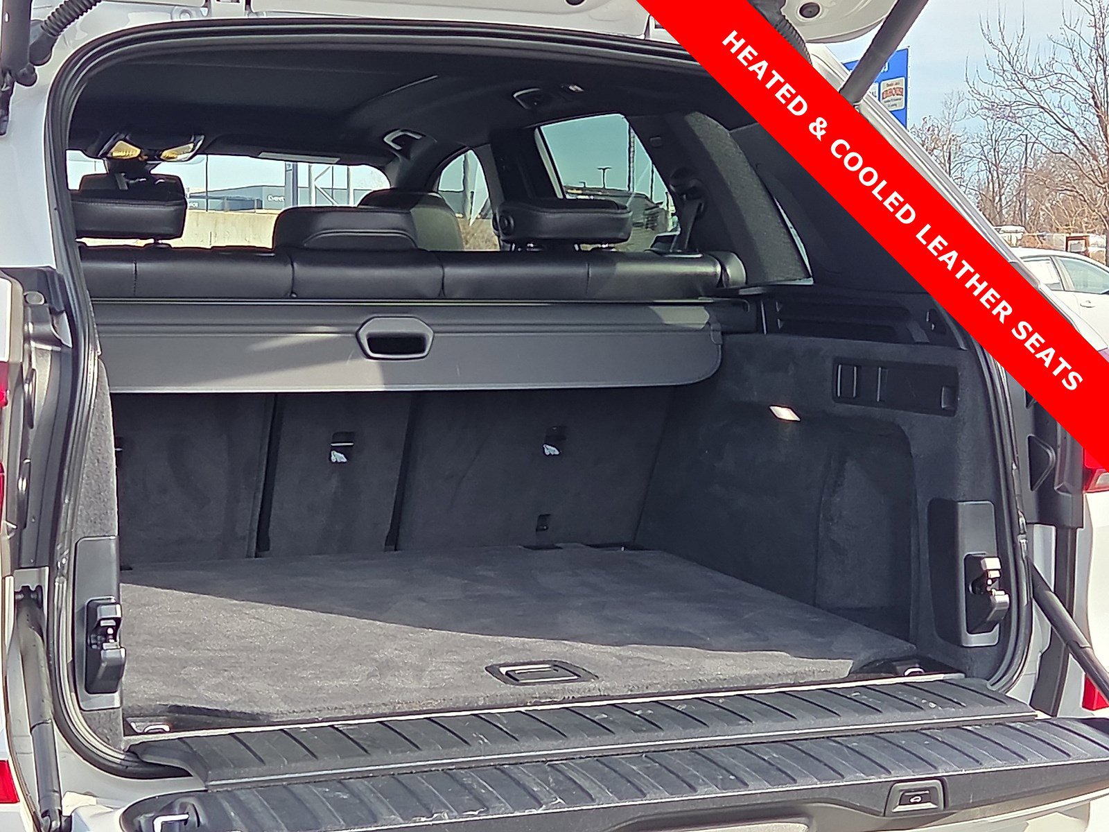 Used 2023 BMW X5 M50i w/ Climate Comfort Package image 9