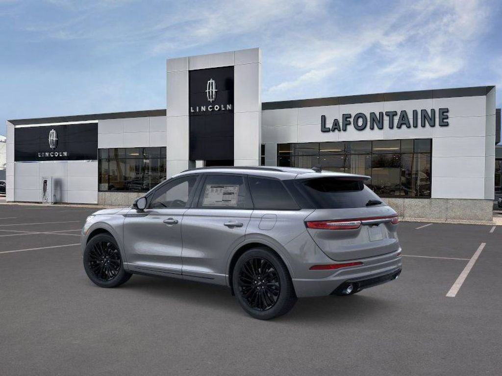 New 2025 Lincoln Corsair Reserve w/ Jet Appearance Package AWD/4WD image 4